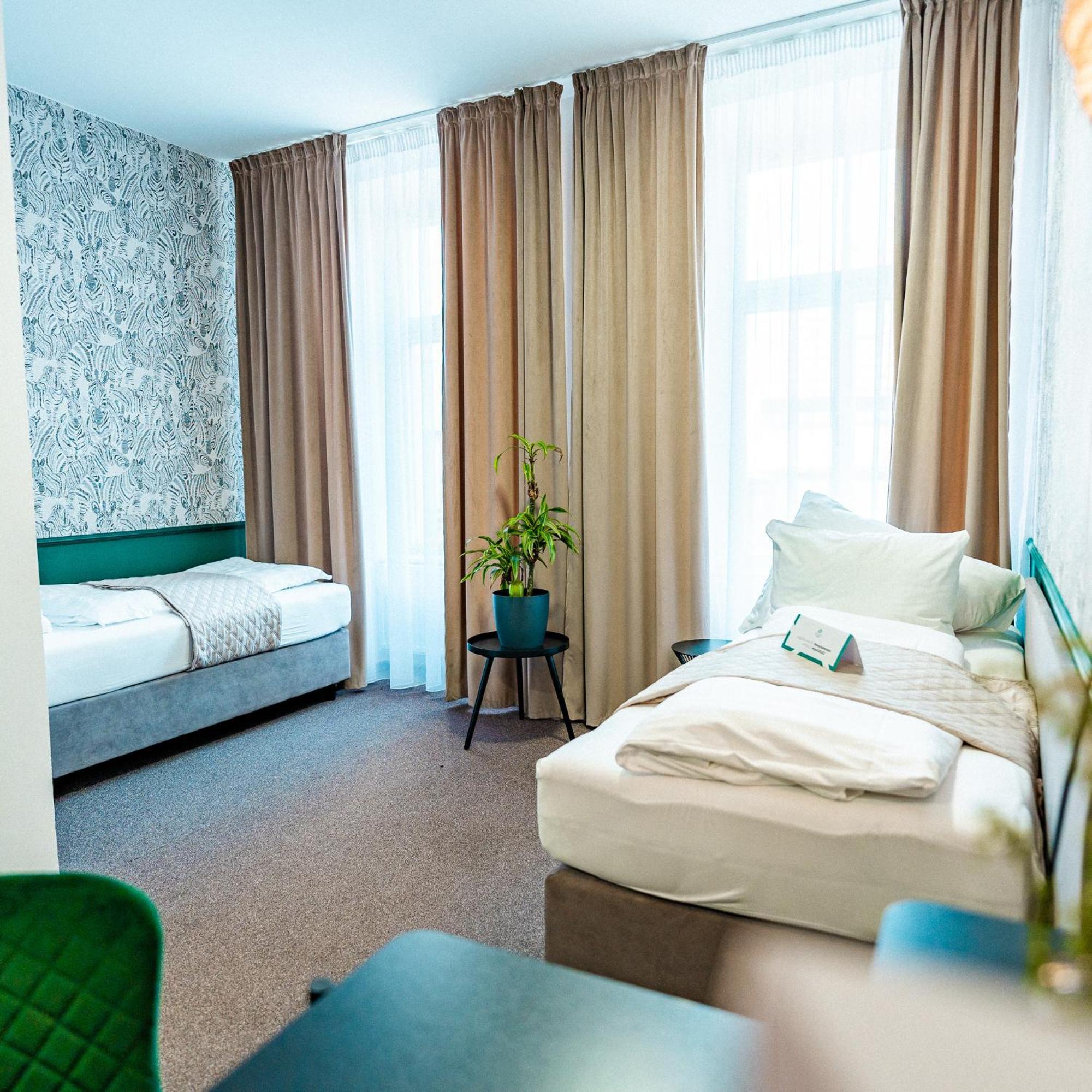 House Hotell Hradec Králové Eksteriør bilde