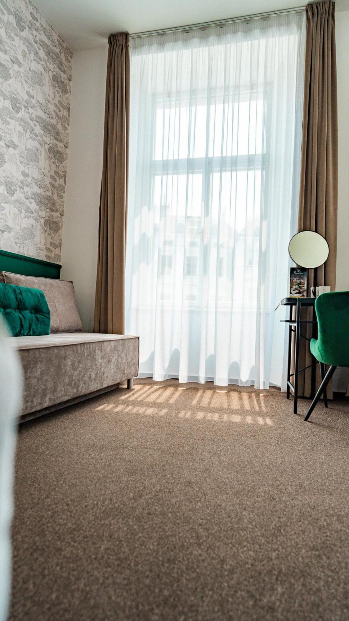 House Hotell Hradec Králové Eksteriør bilde
