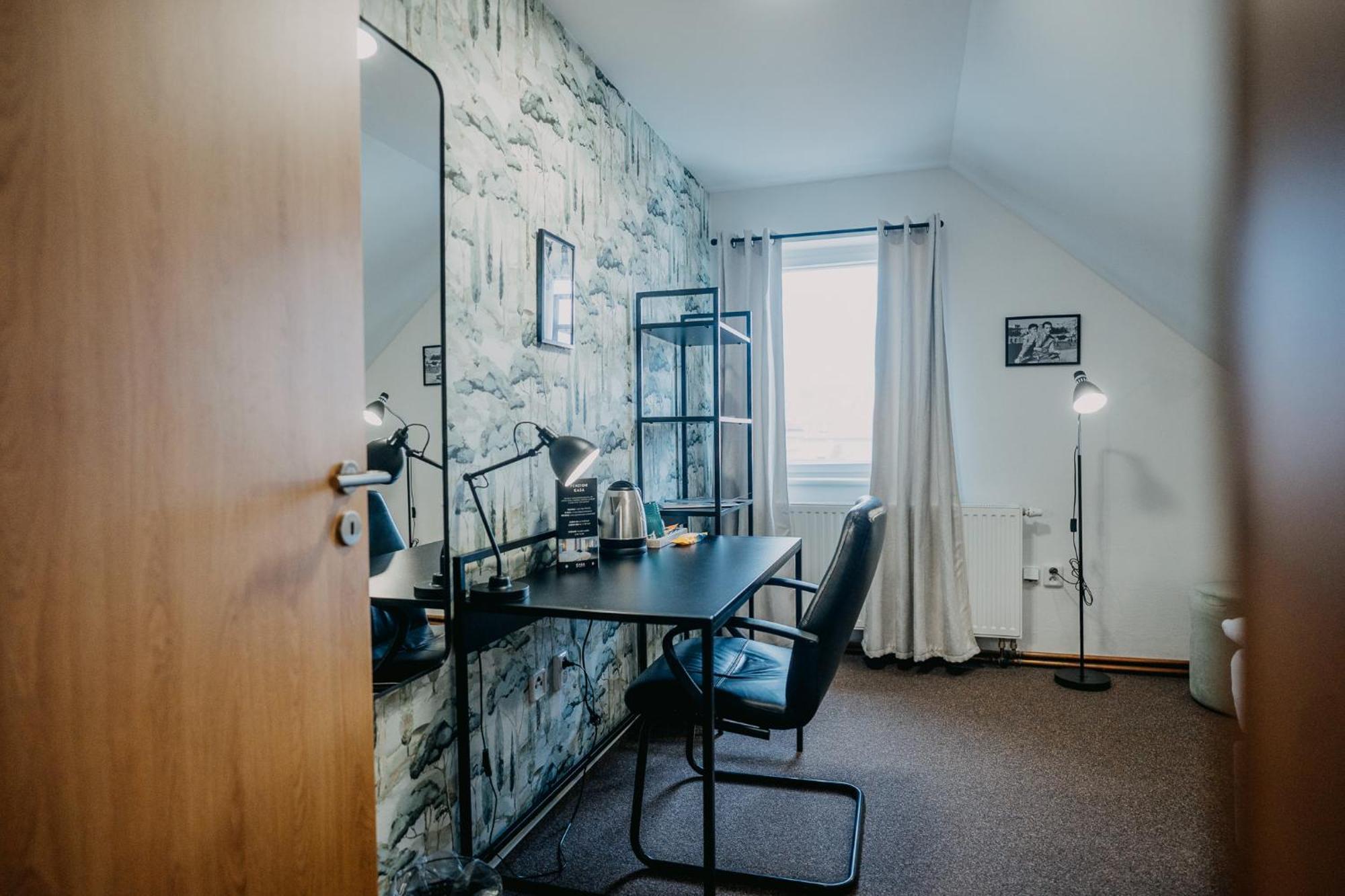 House Hotell Hradec Králové Eksteriør bilde